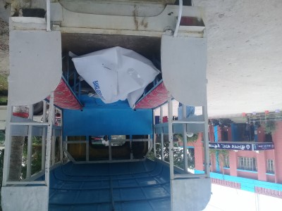 শ্রীনগরে ৪ সন্তানের জননীর গলা কাটা লাশ উদ্ধার